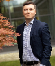 dr Maciej Stępka