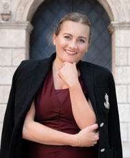 dr Marta Pietras-Eichberger